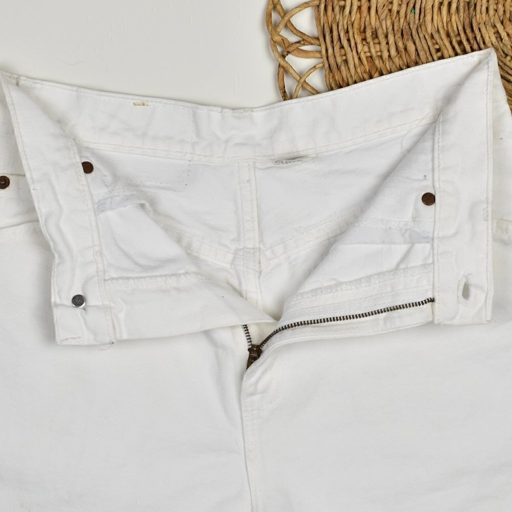 Vintage Orange Tab Levi's 954 White Cuffed Denim Shorts - Picture 6 of 6